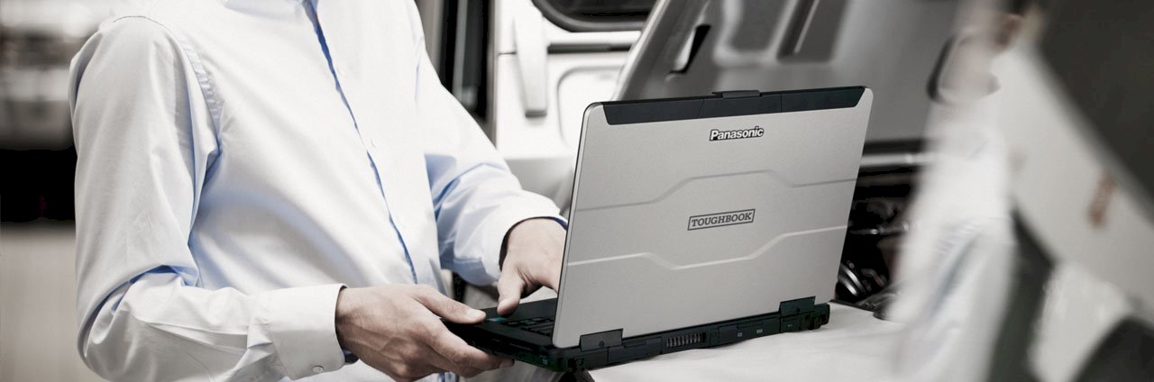 Laptopy do pracy w trudnych warunkach.